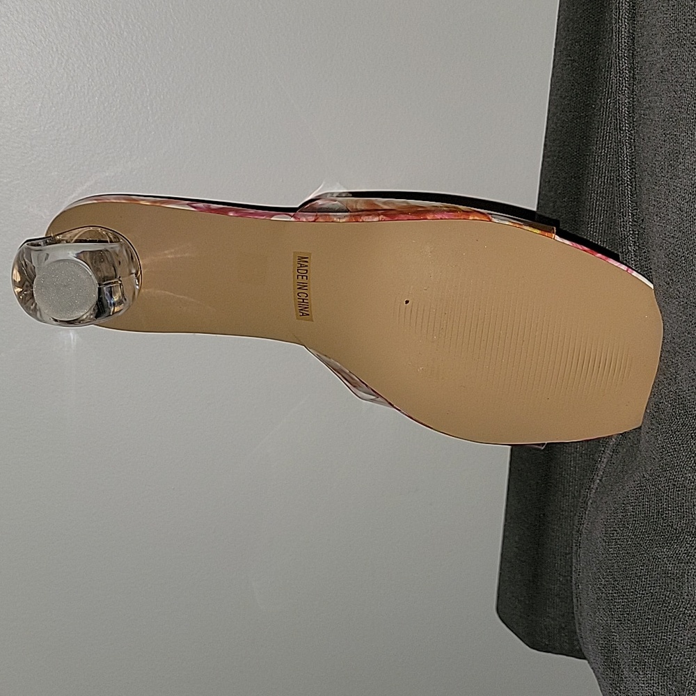 Shoes - Picture 3 of 3